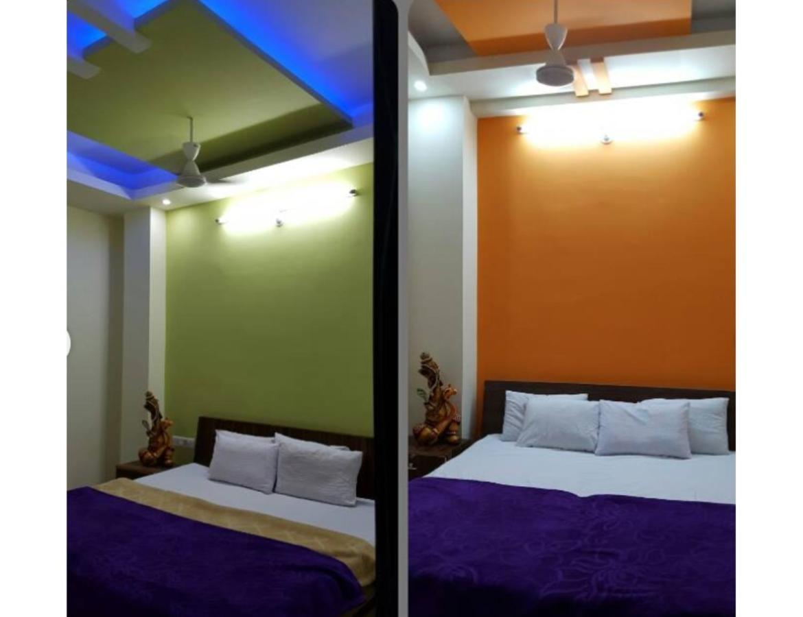 Hotel Adarsh, Ujjain Zewnętrze zdjęcie